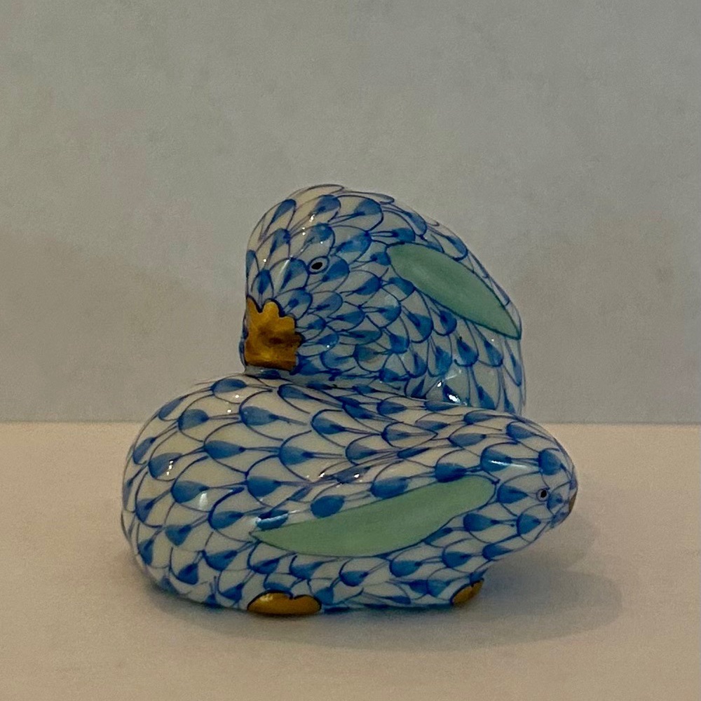 Herend Blue and Gold Fishnet Bunny Figurine